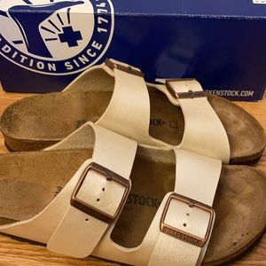 SOLD Birkenstock Arizona in Graceful Pearl White